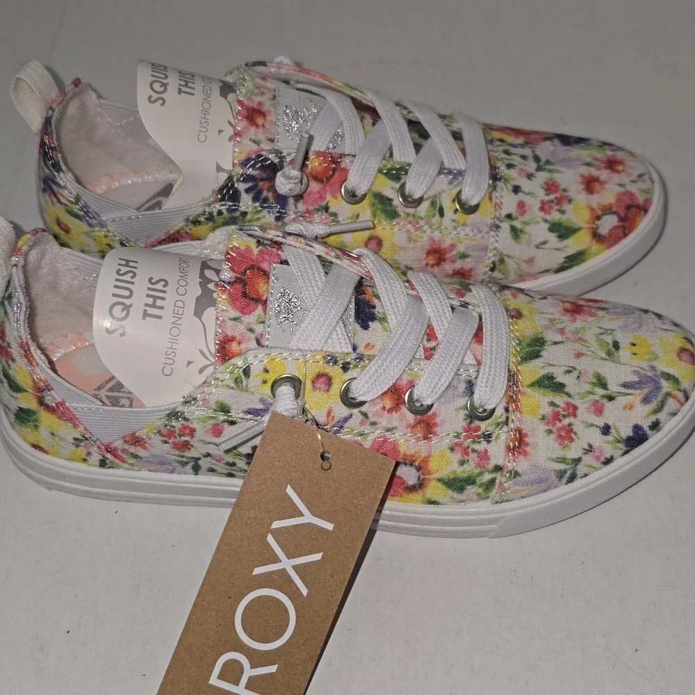 Roxy Libbie Slide On Canvas Floral Print Memory Foam Womens Size 6 NWT